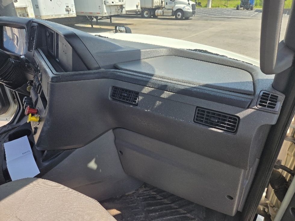 Day Cab Tractor-Heavy Duty Tractors-International-2019-LT625-Mobile-AL-278,729\n\t\tmiles-$ 31,250 - Image 13