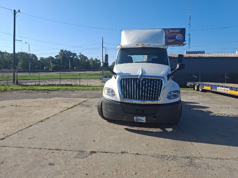 Day Cab Tractor-Heavy Duty Tractors-International-2019-LT625-Monroe-LA-177,540\n\t\tmiles-$ 10,000 - Image 2