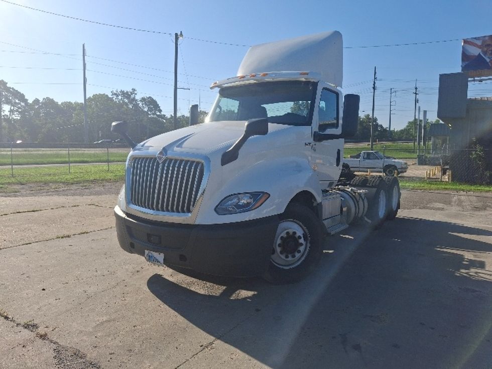 Day Cab Tractor-Heavy Duty Tractors-International-2019-LT625-Monroe-LA-177,540\n\t\tmiles-$ 10,000 - Image 3