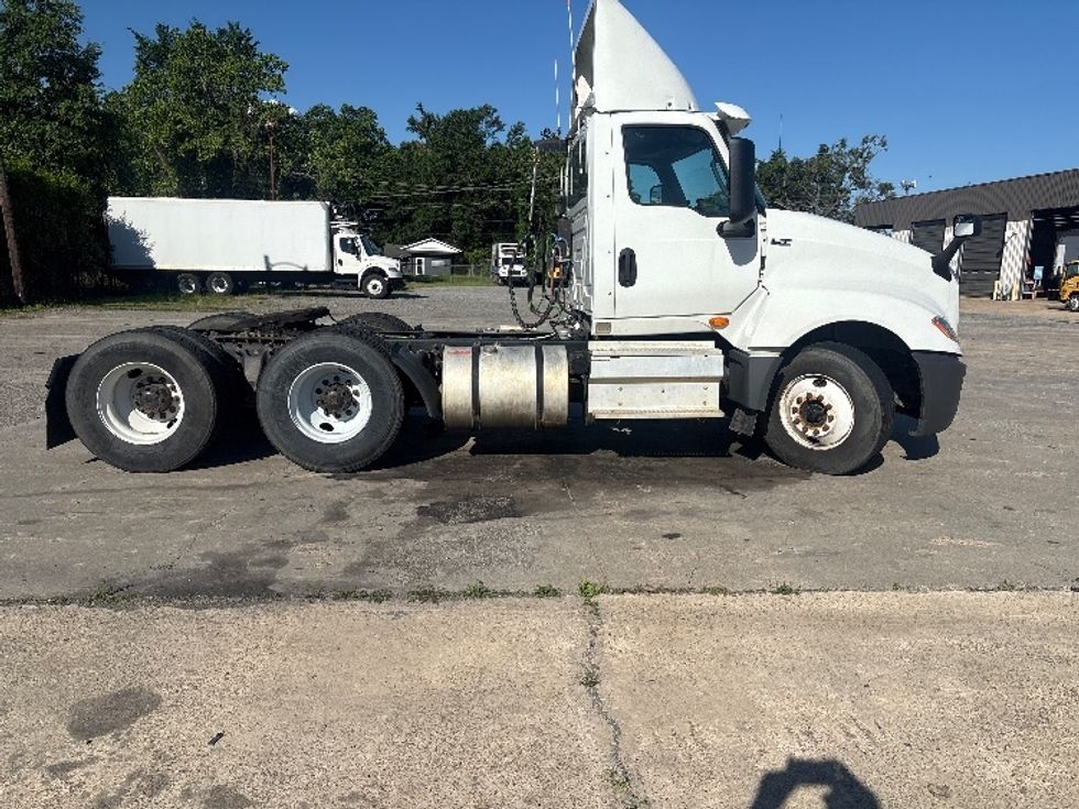 Day Cab Tractor-Heavy Duty Tractors-International-2019-LT625-Monroe-LA-177,540\n\t\tmiles-$ 10,000 - Image 8