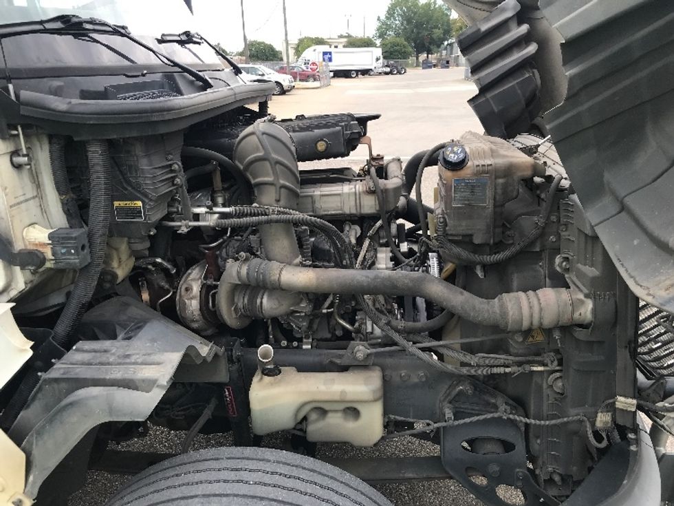 Day Cab Tractor-Heavy Duty Tractors-International-2019-LT625-Montgomery-AL-290,392\n\t\tmiles-$ 32,250 - Image 15