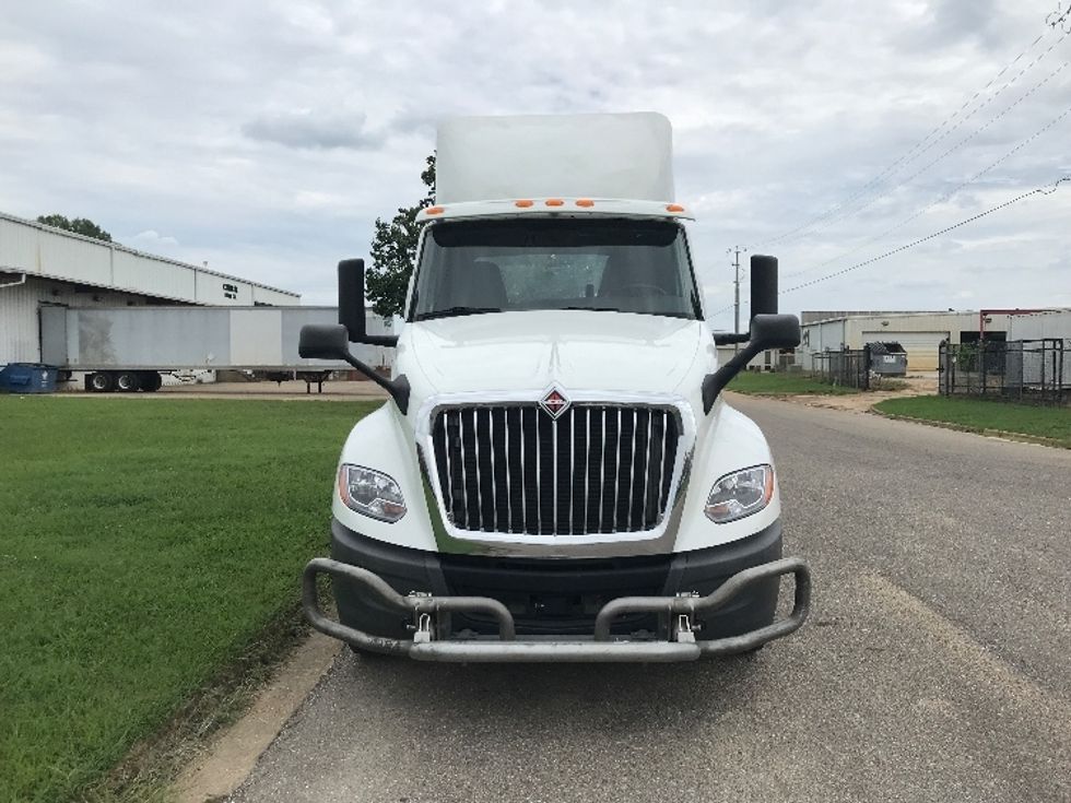Day Cab Tractor-Heavy Duty Tractors-International-2019-LT625-Montgomery-AL-290,392\n\t\tmiles-$ 32,250 - Image 2