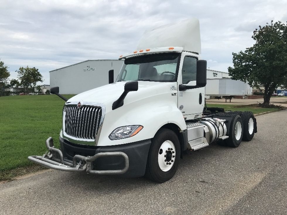 Day Cab Tractor-Heavy Duty Tractors-International-2019-LT625-Montgomery-AL-290,392\n\t\tmiles-$ 32,250 - Image 3