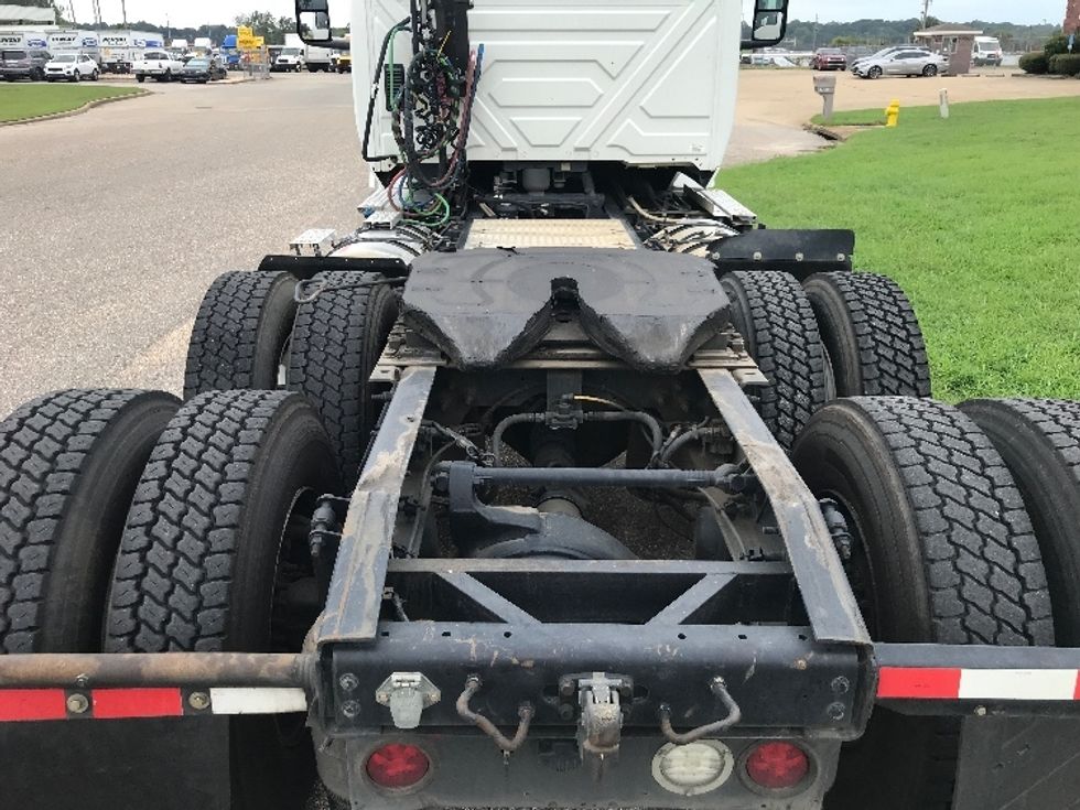 Day Cab Tractor-Heavy Duty Tractors-International-2019-LT625-Montgomery-AL-290,392\n\t\tmiles-$ 32,250 - Image 6