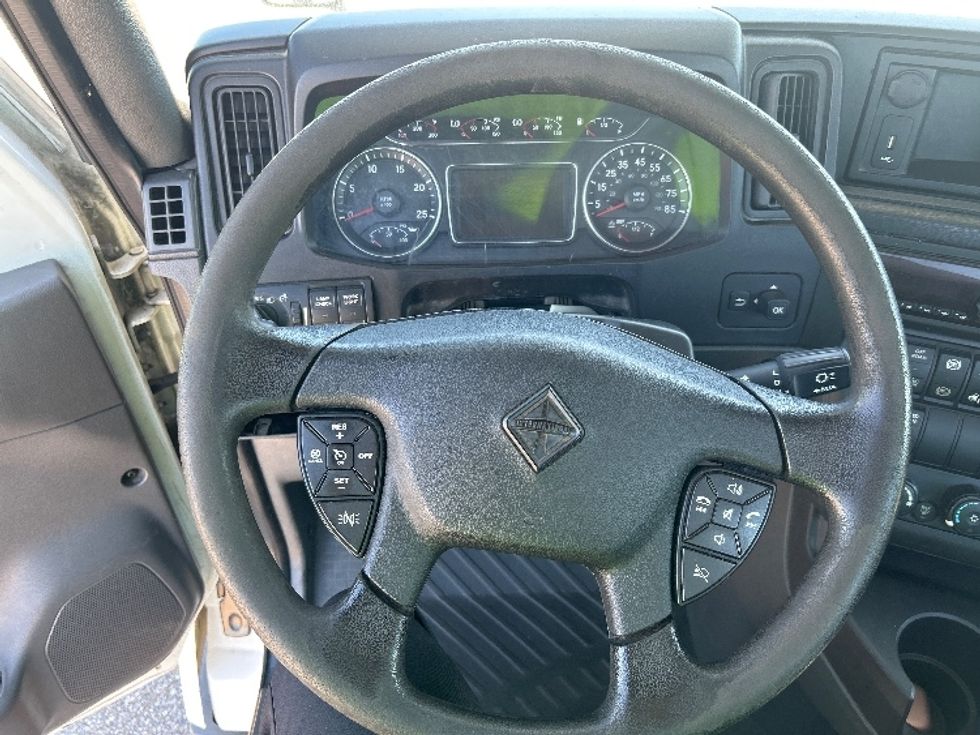 Day Cab Tractor-Heavy Duty Tractors-International-2019-LT625-Montgomery-AL-431,440\n\t\tmiles-$ 24,000 - Image 11