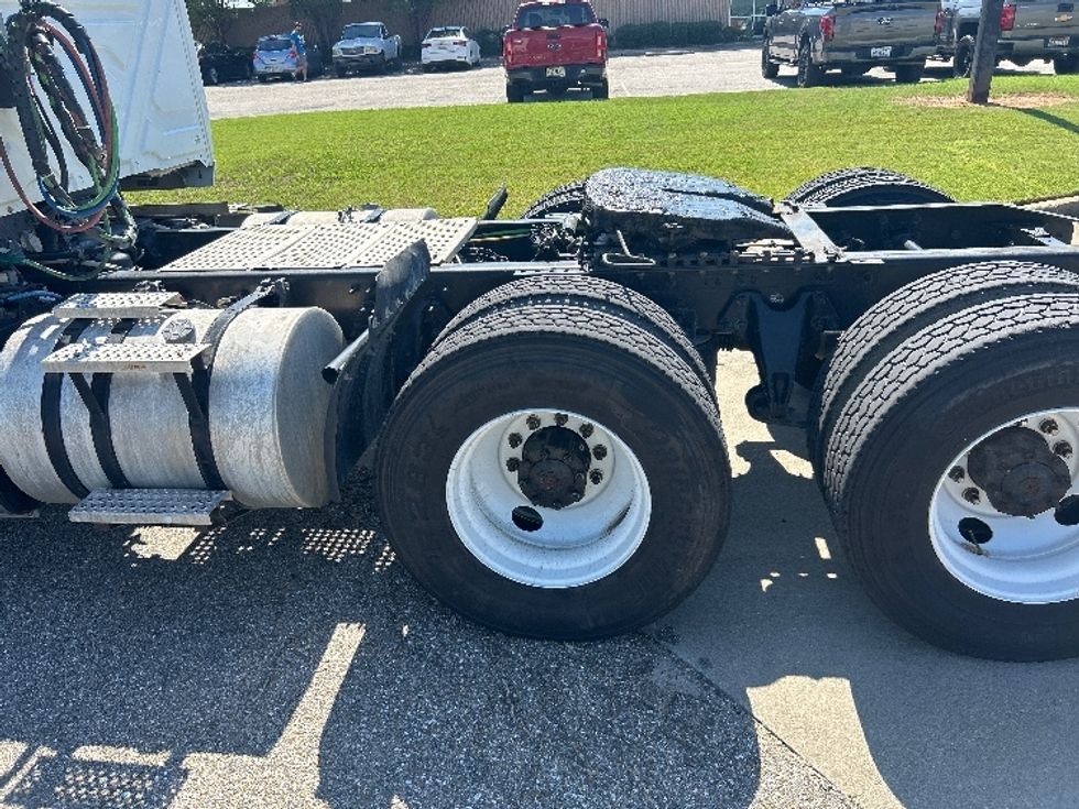 Day Cab Tractor-Heavy Duty Tractors-International-2019-LT625-Montgomery-AL-431,440\n\t\tmiles-$ 24,000 - Image 17