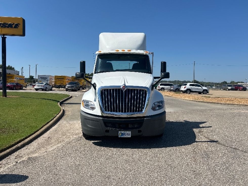 Day Cab Tractor-Heavy Duty Tractors-International-2019-LT625-Montgomery-AL-431,440\n\t\tmiles-$ 24,000 - Image 2