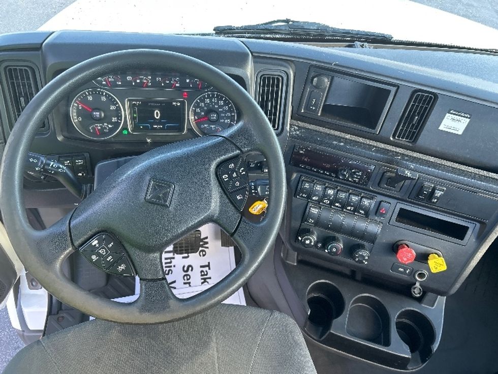 Day Cab Tractor-Heavy Duty Tractors-International-2019-LT625-Montgomery-NY-505,636\n\t\tmiles-$ 22,250 - Image 11