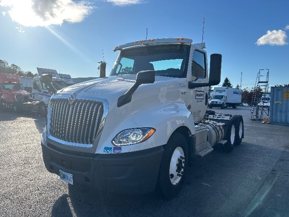 Day Cab Tractor-Heavy Duty Tractors-International-2019-LT625-Montgomery-NY-505,636\n\t\tmiles-$ 22,250 - Image 3