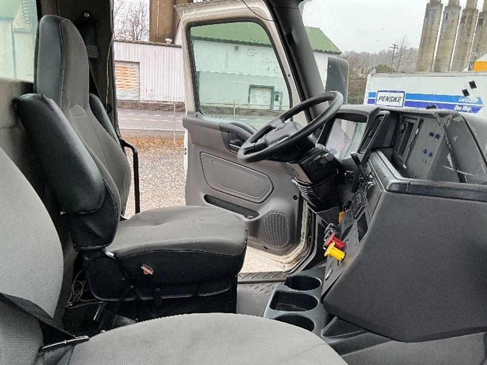 Day Cab Tractor-Heavy Duty Tractors-International-2019-LT625-Morgantown-WV-403,409\n\t\tmiles-$ 23,250 - Image 10