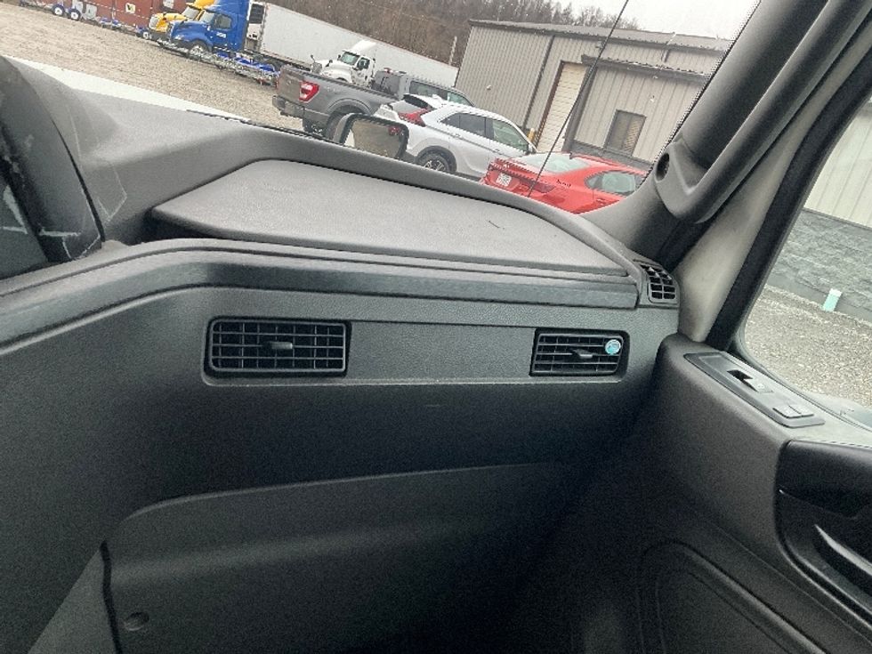 Day Cab Tractor-Heavy Duty Tractors-International-2019-LT625-Morgantown-WV-403,409\n\t\tmiles-$ 23,250 - Image 13