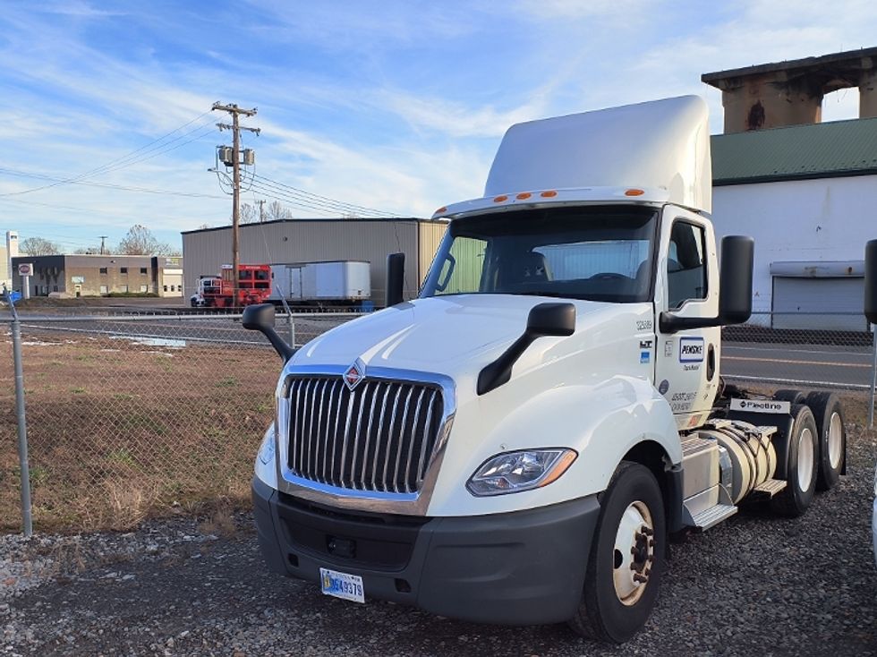 Day Cab Tractor-Heavy Duty Tractors-International-2019-LT625-Morgantown-WV-403,409\n\t\tmiles-$ 23,250 - Image 3