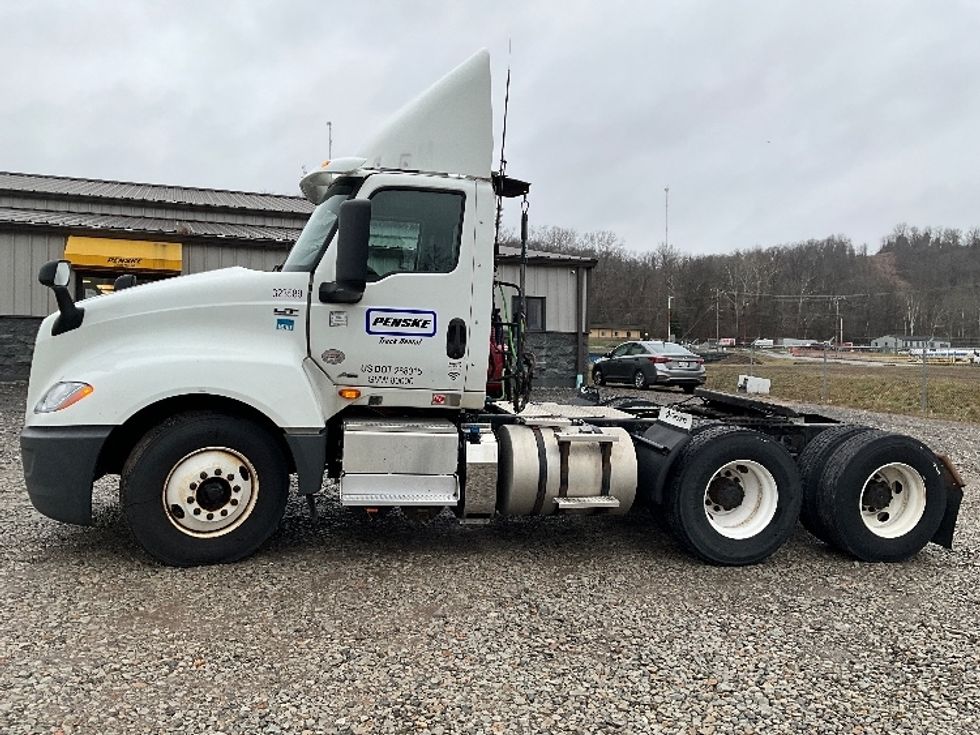 Day Cab Tractor-Heavy Duty Tractors-International-2019-LT625-Morgantown-WV-403,409\n\t\tmiles-$ 23,250 - Image 4