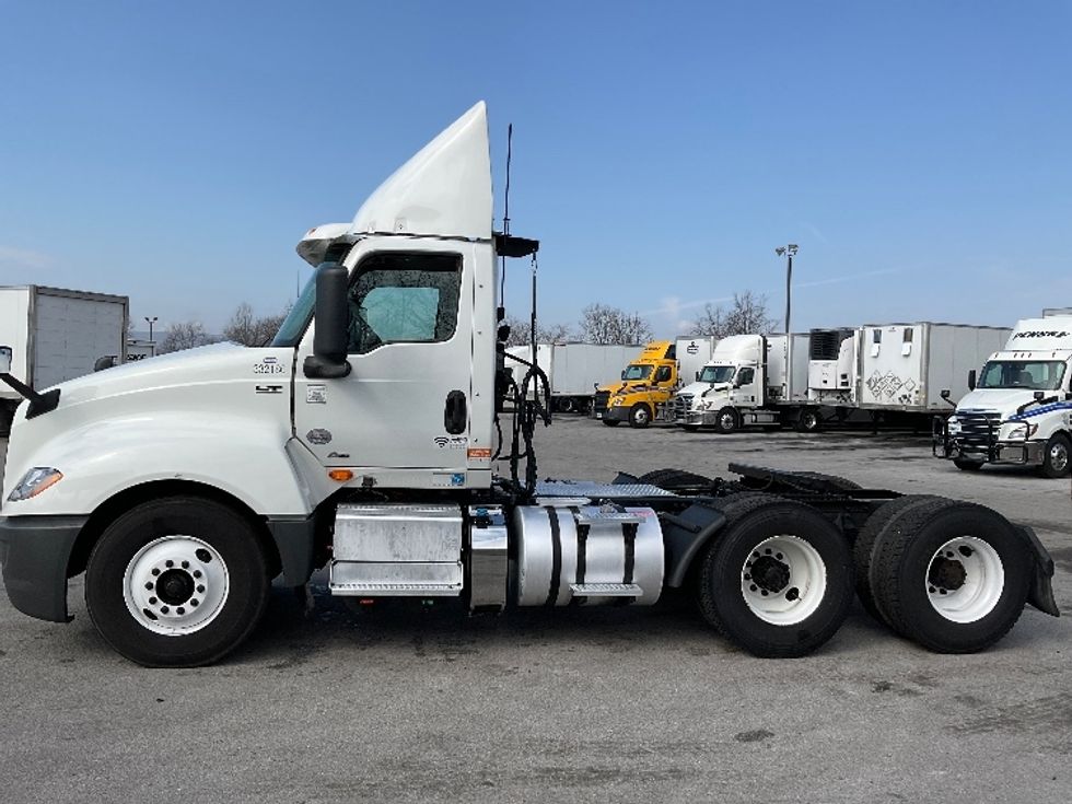 Day Cab Tractor-Heavy Duty Tractors-International-2019-LT625-Morristown-TN-589,446\n\t\tmiles-$ 23,250 - Image 4