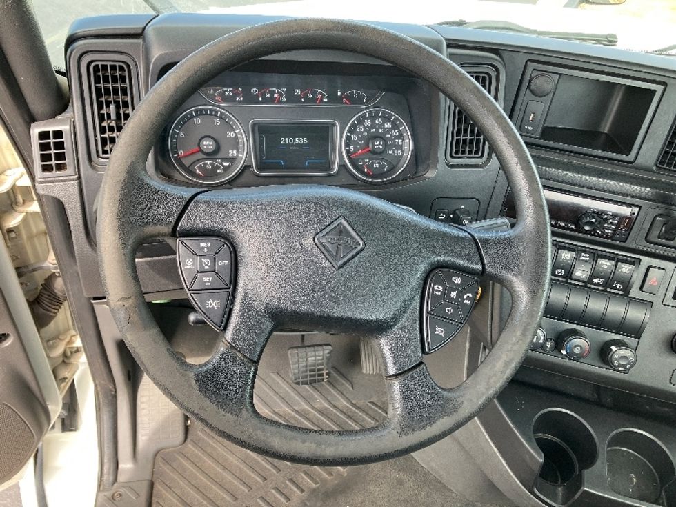 Day Cab Tractor-Heavy Duty Tractors-International-2019-LT625-Mount Juliet-TN-210,383\n\t\tmiles-$ 31,250 - Image 11