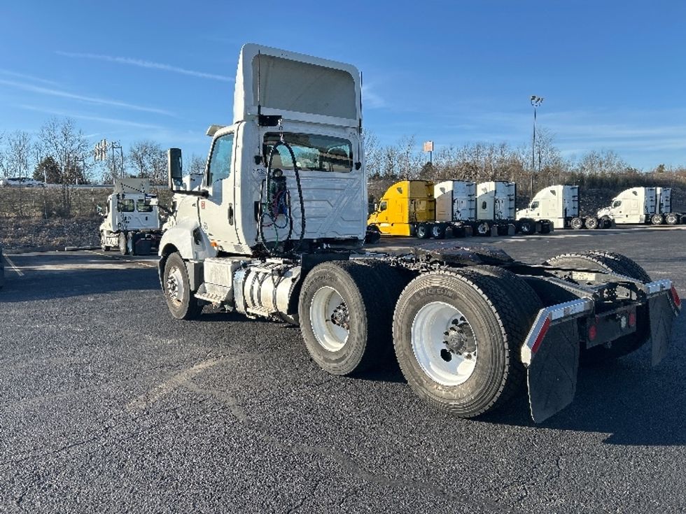 Day Cab Tractor-Heavy Duty Tractors-International-2019-LT625-Mount Juliet-TN-369,464\n\t\tmiles-$ 28,250 - Image 5