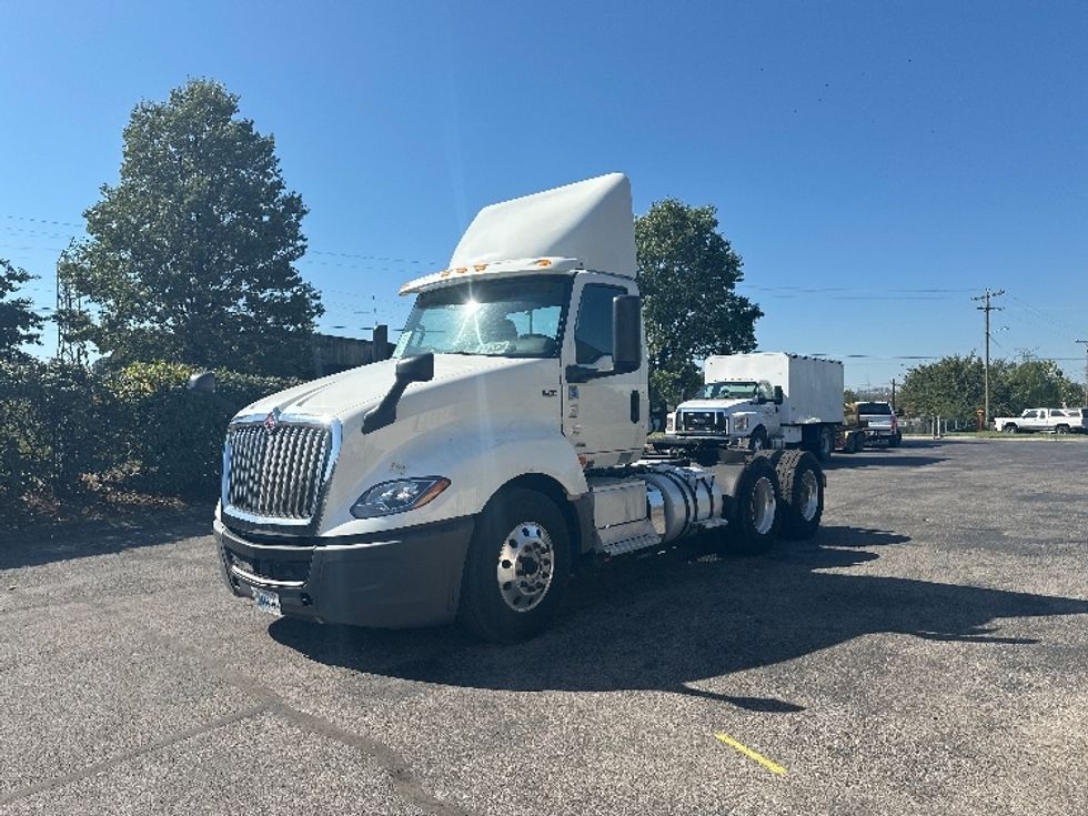 Day Cab Tractor-Heavy Duty Tractors-International-2019-LT625-Nashville (Mount Juliet)-TN-173,250\n\t\tmiles-$ 33,000 - Image 3
