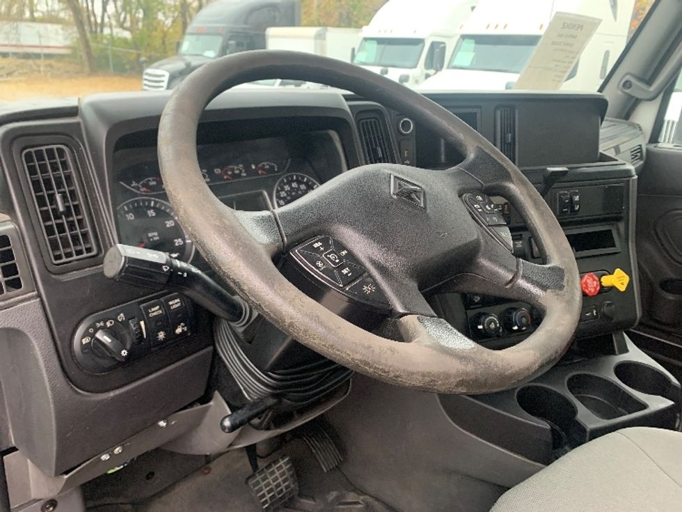 Day Cab Tractor-Heavy Duty Tractors-International-2019-LT625-Nashville-TN-508,445\n\t\tmiles-$ 22,250 - Image 10