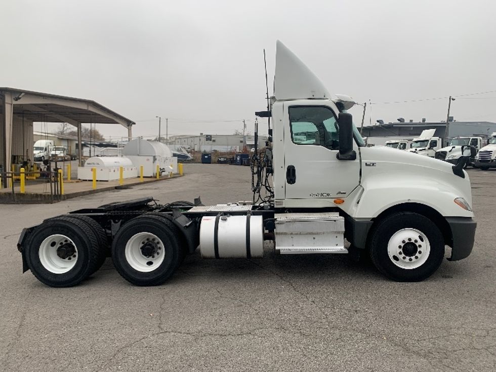 Day Cab Tractor-Heavy Duty Tractors-International-2019-LT625-Nashville-TN-508,445\n\t\tmiles-$ 22,250 - Image 8