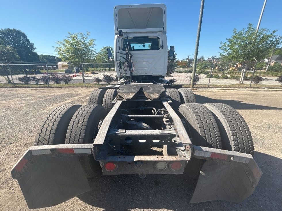 Day Cab Tractor-Heavy Duty Tractors-International-2019-LT625-Newport News-VA-379,404\n\t\tmiles-$ 25,750 - Image 6