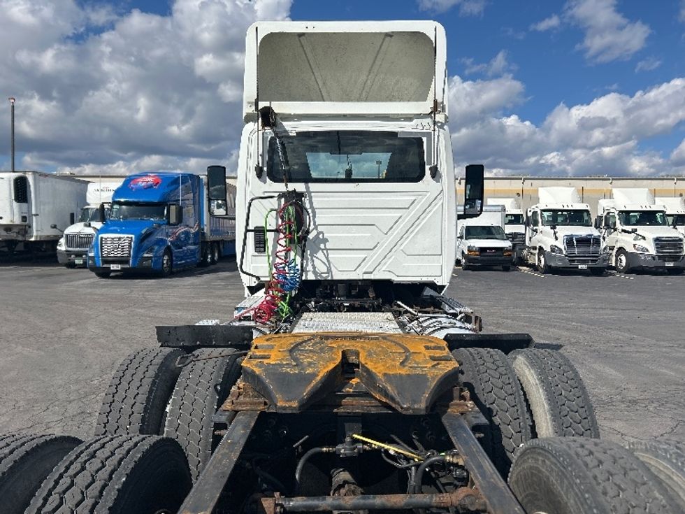 Day Cab Tractor-Heavy Duty Tractors-International-2019-LT625-Obetz-OH-454,448\n\t\tmiles-$ 22,750 - Image 6