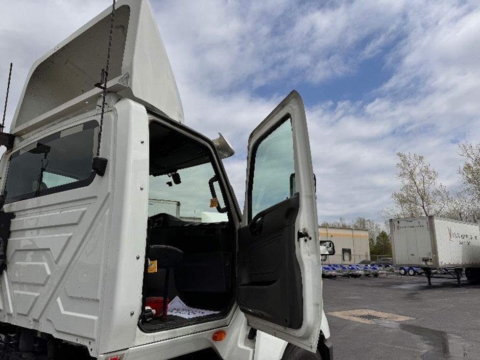 Day Cab Tractor-Heavy Duty Tractors-International-2019-LT625-Obetz-OH-503,547\n\t\tmiles-$ 27,750 - Image 12