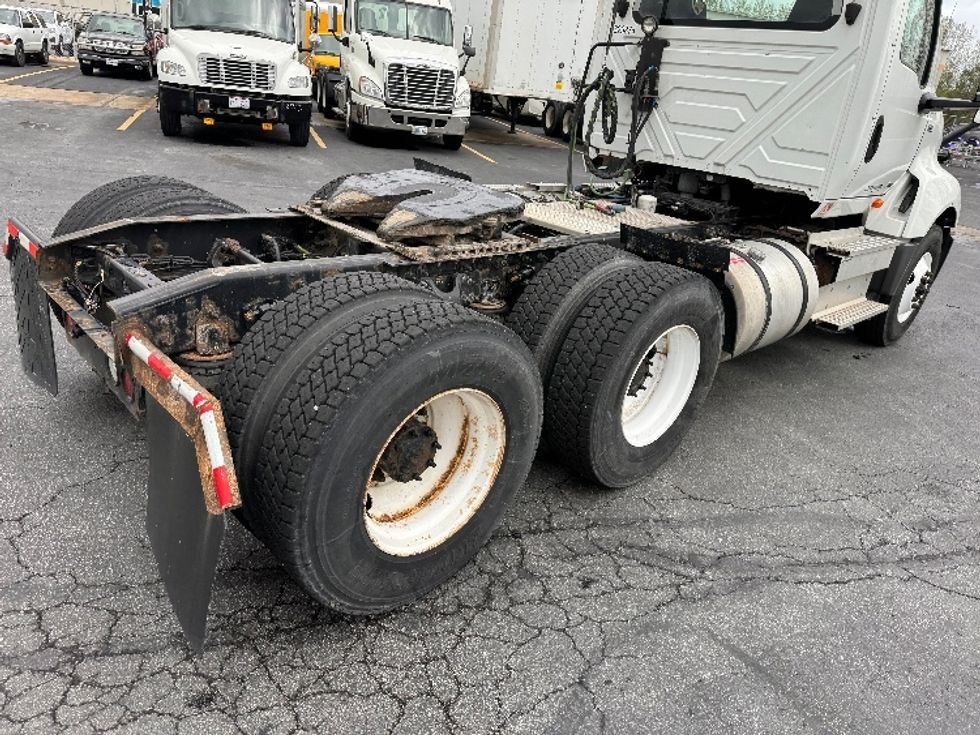 Day Cab Tractor-Heavy Duty Tractors-International-2019-LT625-Obetz-OH-503,547\n\t\tmiles-$ 27,750 - Image 17