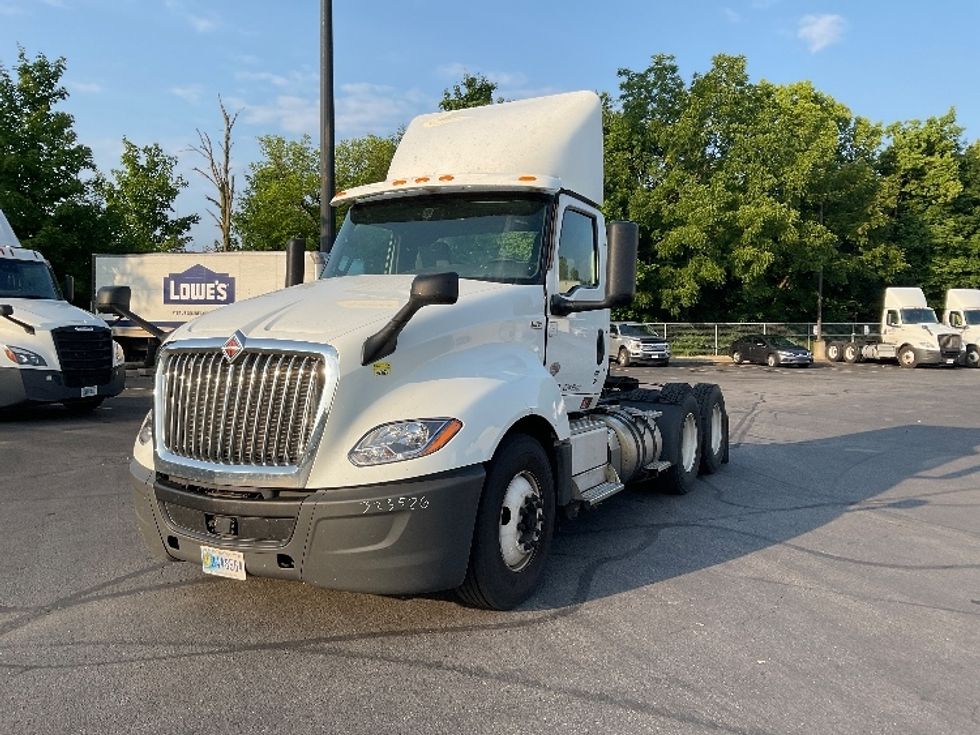Day Cab Tractor-Heavy Duty Tractors-International-2019-LT625-Obetz-OH-519,261\n\t\tmiles-$ 27,750 - Image 3