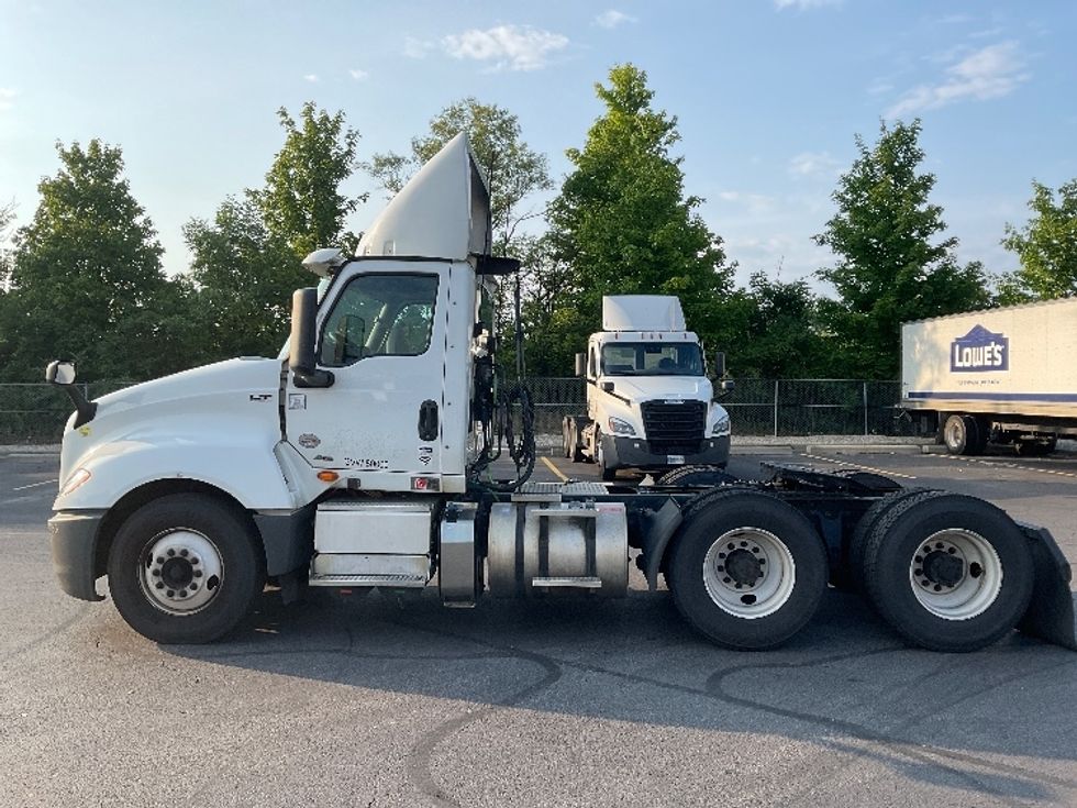 Day Cab Tractor-Heavy Duty Tractors-International-2019-LT625-Obetz-OH-519,261\n\t\tmiles-$ 27,750 - Image 4