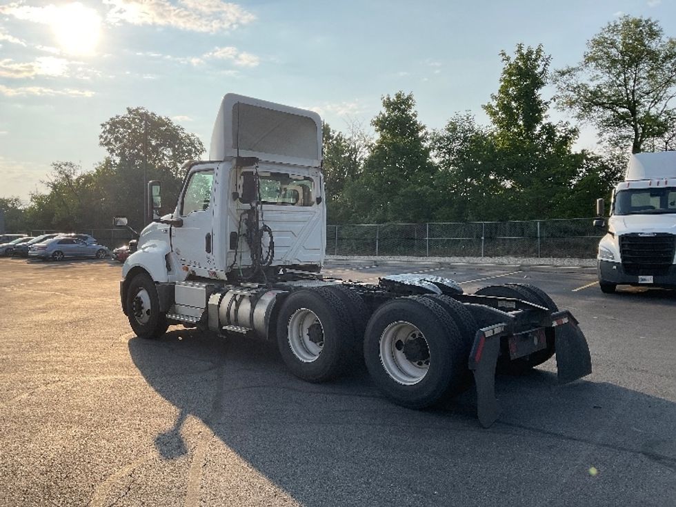 Day Cab Tractor-Heavy Duty Tractors-International-2019-LT625-Obetz-OH-519,261\n\t\tmiles-$ 27,750 - Image 5