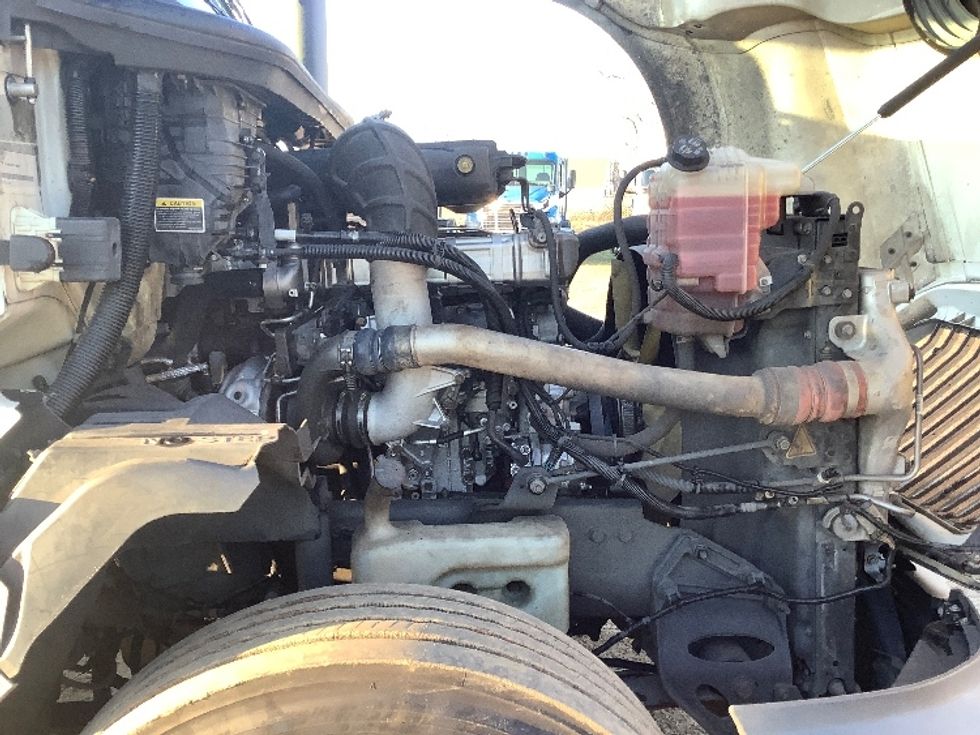 Day Cab Tractor-Heavy Duty Tractors-International-2019-LT625-Ocala-FL-595,292\n\t\tmiles-$ 19,000 - Image 15