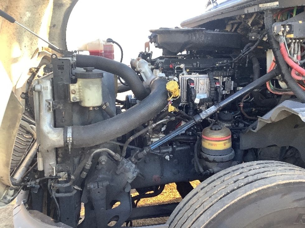 Day Cab Tractor-Heavy Duty Tractors-International-2019-LT625-Ocala-FL-595,292\n\t\tmiles-$ 19,000 - Image 16