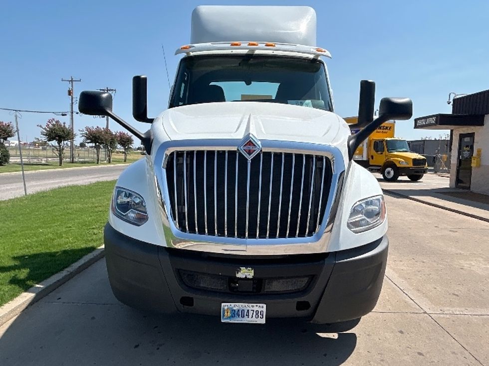 Day Cab Tractor-Heavy Duty Tractors-International-2019-LT625-Oklahoma City-OK-360,879\n\t\tmiles-$ 29,500 - Image 2