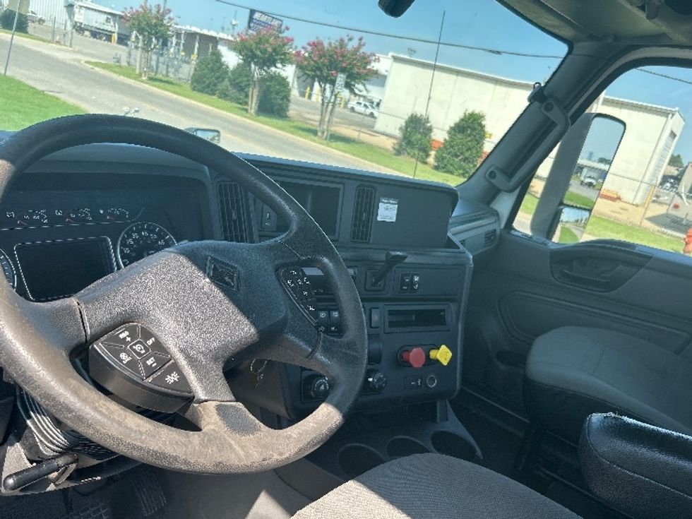 Day Cab Tractor-Heavy Duty Tractors-International-2019-LT625-Oklahoma City-OK-360,879\n\t\tmiles-$ 29,500 - Image 9
