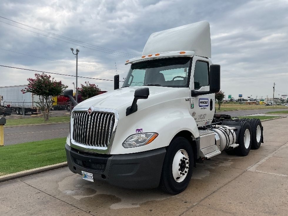 Day Cab Tractor-Heavy Duty Tractors-International-2019-LT625-Oklahoma City-OK-471,759\n\t\tmiles-$ 23,000 - Image 3