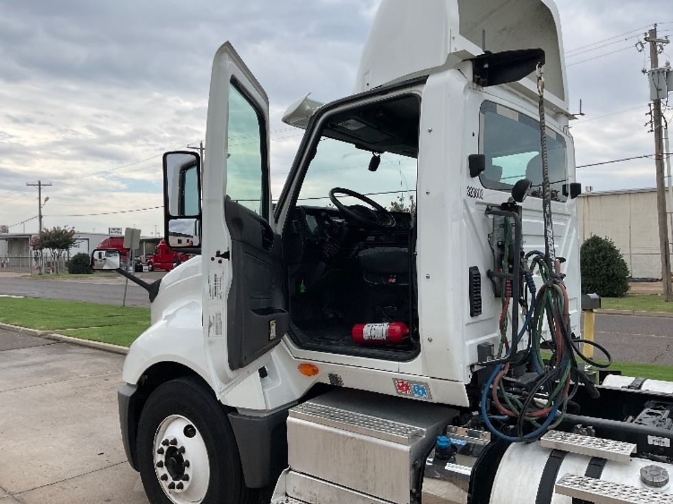 Day Cab Tractor-Heavy Duty Tractors-International-2019-LT625-Oklahoma City-OK-471,759\n\t\tmiles-$ 23,000 - Image 9
