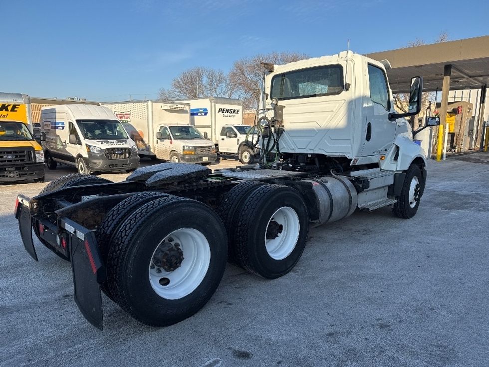 Day Cab Tractor-Heavy Duty Tractors-International-2019-LT625-Omaha-NE-199,159\n\t\tmiles-$ 39,000 - Image 7
