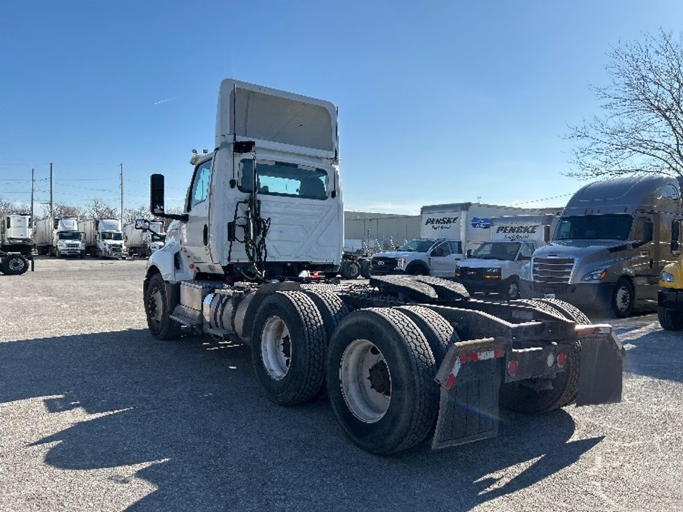 Day Cab Tractor-Heavy Duty Tractors-International-2019-LT625-Omaha-NE-212,822\n\t\tmiles-$ 37,000 - Image 5
