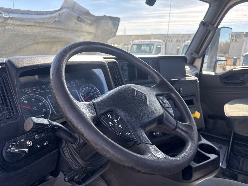 Day Cab Tractor-Heavy Duty Tractors-International-2019-LT625-Omaha-NE-232,896\n\t\tmiles-$ 35,750 - Image 10