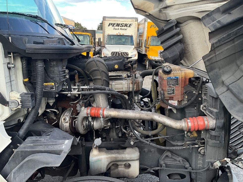 Day Cab Tractor-Heavy Duty Tractors-International-2019-LT625-Orlando-FL-130,546\n\t\tmiles-$ 17,250 - Image 15