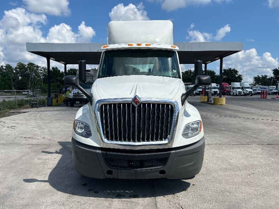 Day Cab Tractor-Heavy Duty Tractors-International-2019-LT625-Orlando-FL-283,540\n\t\tmiles-$ 32,500 - Image 2