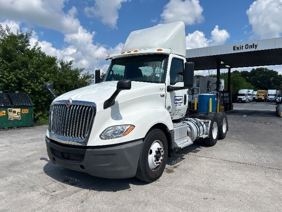 Day Cab Tractor-Heavy Duty Tractors-International-2019-LT625-Orlando-FL-283,540\n\t\tmiles-$ 32,500 - Image 3