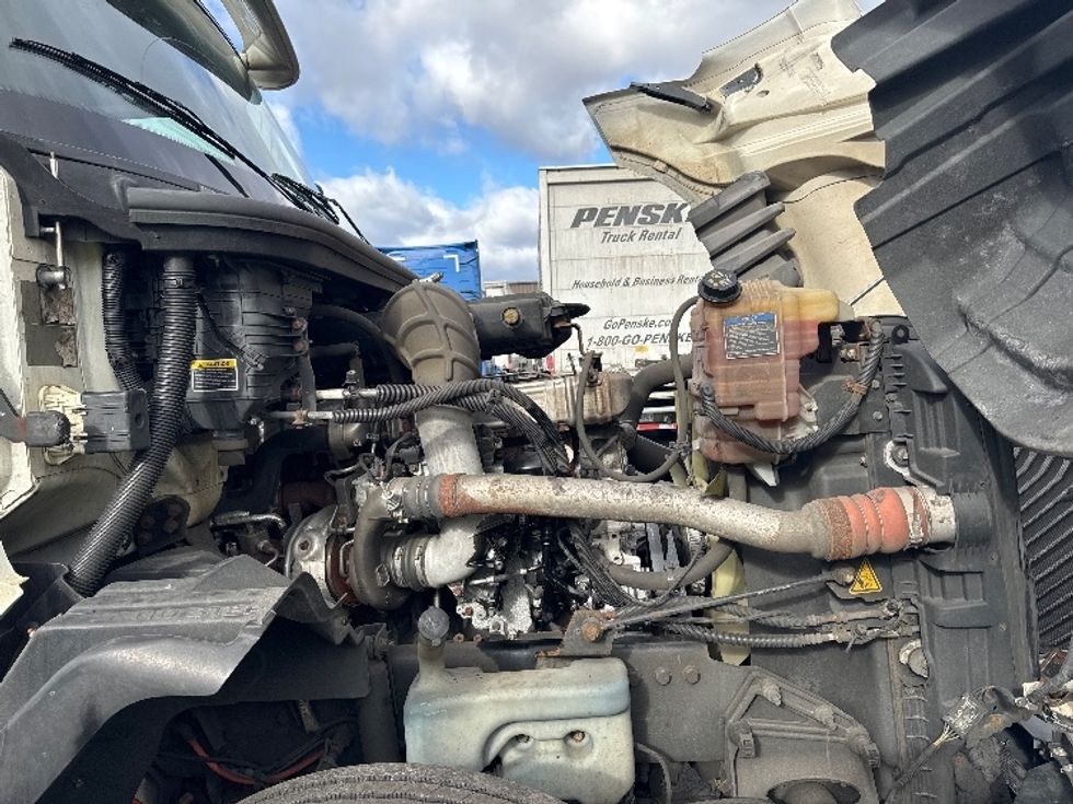 Day Cab Tractor-Heavy Duty Tractors-International-2019-LT625-Parsippany-NJ-330,357\n\t\tmiles-$ 27,500 - Image 15