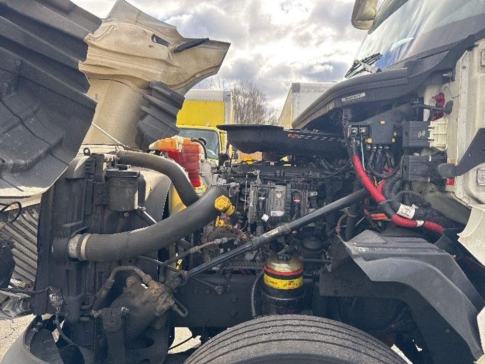 Day Cab Tractor-Heavy Duty Tractors-International-2019-LT625-Parsippany-NJ-330,357\n\t\tmiles-$ 27,500 - Image 16