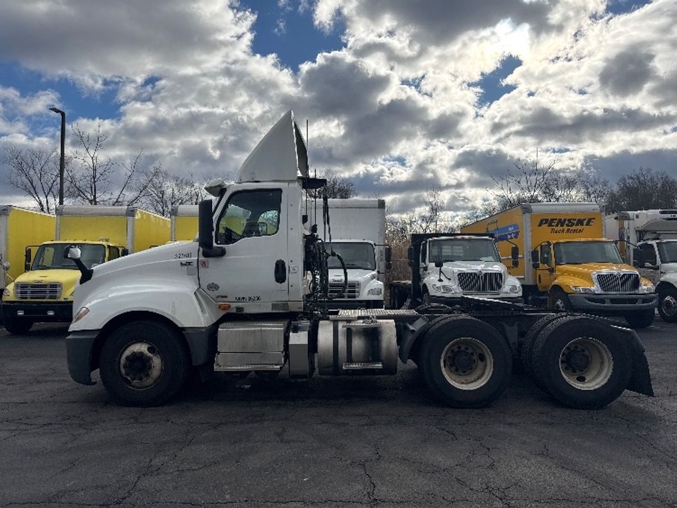 Day Cab Tractor-Heavy Duty Tractors-International-2019-LT625-Parsippany-NJ-330,357\n\t\tmiles-$ 27,500 - Image 4
