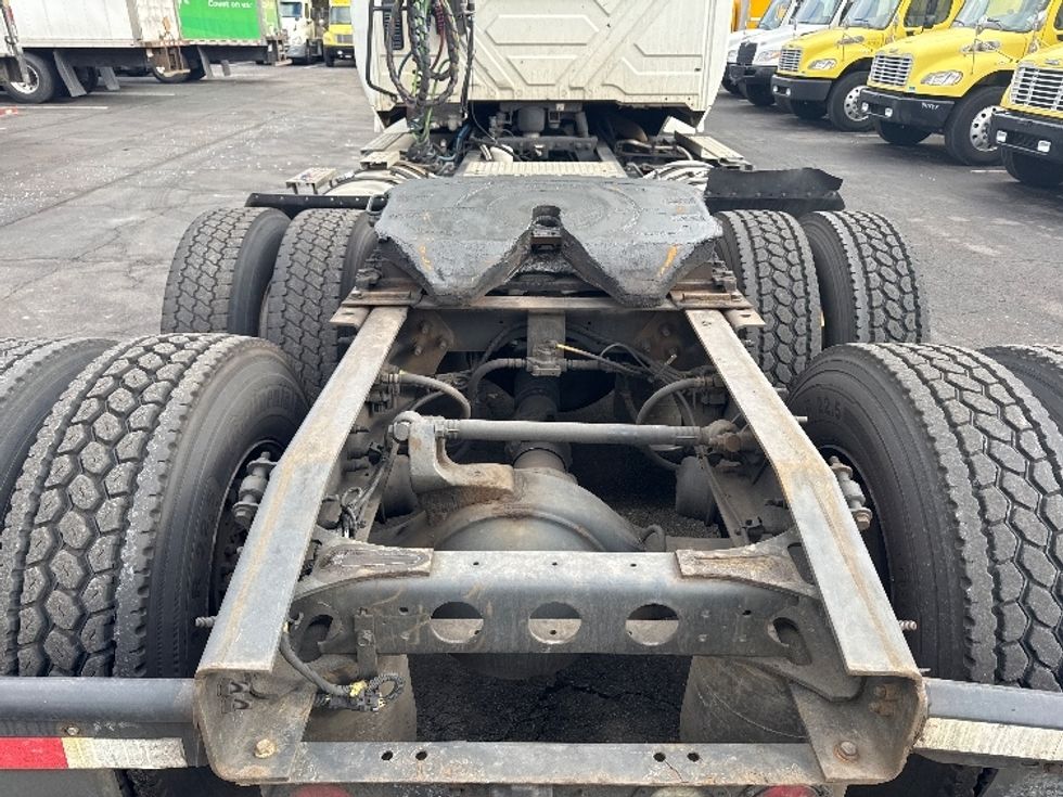 Day Cab Tractor-Heavy Duty Tractors-International-2019-LT625-Parsippany-NJ-330,357\n\t\tmiles-$ 27,500 - Image 6