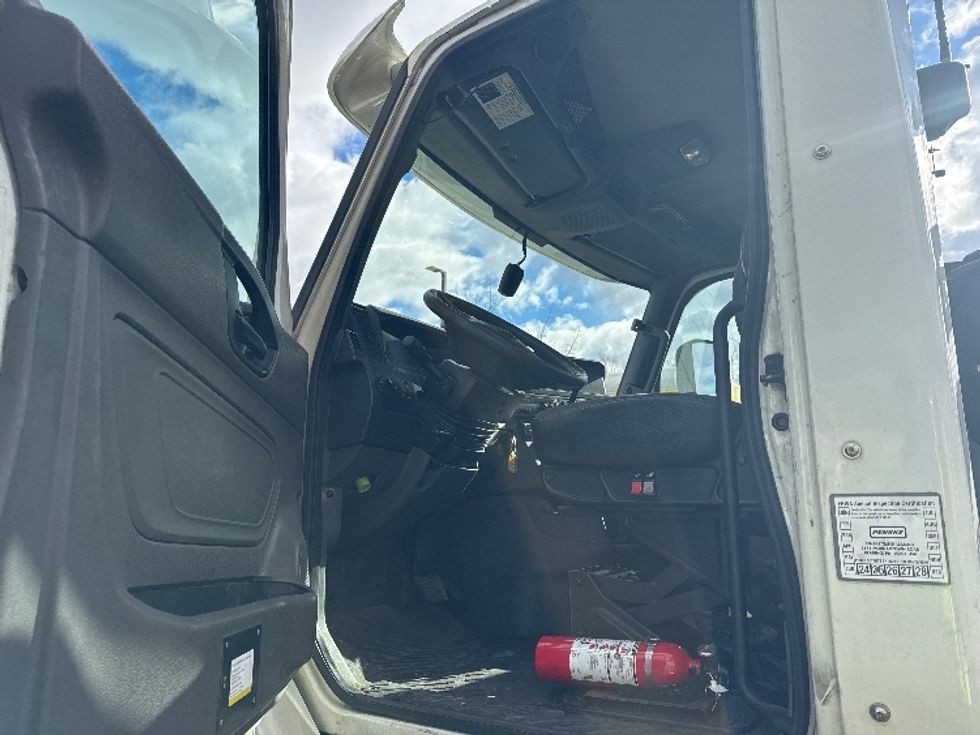 Day Cab Tractor-Heavy Duty Tractors-International-2019-LT625-Parsippany-NJ-330,357\n\t\tmiles-$ 27,500 - Image 9