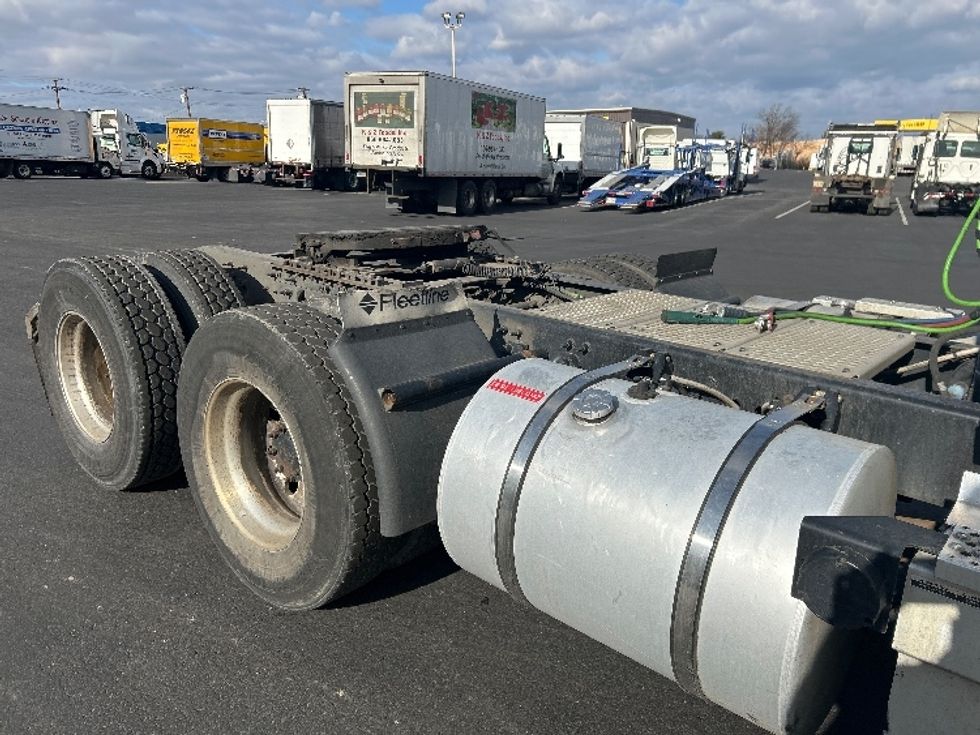 Day Cab Tractor-Heavy Duty Tractors-International-2019-LT625-Pennsauken-NJ-393,416\n\t\tmiles-$ 25,000 - Image 18