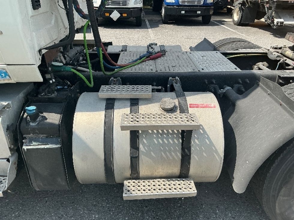 Day Cab Tractor-Heavy Duty Tractors-International-2019-LT625-Pensacola-FL-276,523\n\t\tmiles-$ 31,250 - Image 18