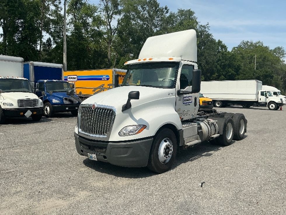Day Cab Tractor-Heavy Duty Tractors-International-2019-LT625-Pensacola-FL-276,523\n\t\tmiles-$ 31,250 - Image 3